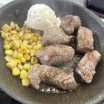 吉野家 - 料理写真:極旨牛鉄板定食(ご飯お代わり自由)
+牛小鉢+お代わりご飯小
1498円+222円+無料=1720円