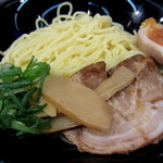 日清ラ王　袋麺屋 - つけ麺（大盛）￥300円