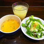 手間掛洋食屋and酒場えん - スープ＆サラダ
