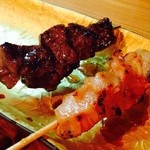 串焼き 律 - ハラミ、ミノ！器が不安定なんよね〜