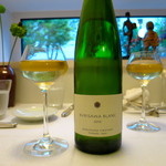 ラ・サンテ - ２杯目は岩見沢の白ワイン