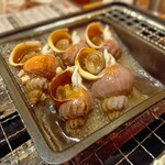 青森 帆立家 - このまま焼いていきます