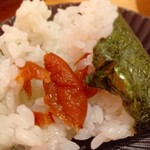 青森 帆立家 - 中にも梅干し