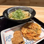 はなまるうどん - 料理写真:かけうどん小