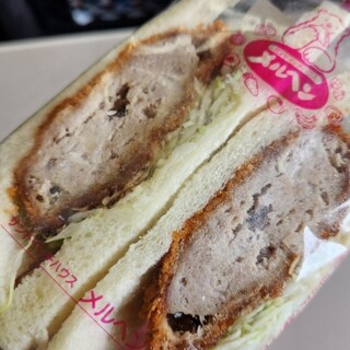 サンドイッチカフェ おいしいメルヘン。_0