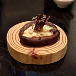 ラ・ボンヌターブル - 
