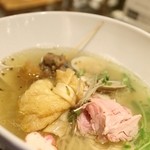 Japanese Ramen Noodle Lab Q - 2015 #113 ★Ｑ ＠中央・南アクション第４弾／蛤の塩らぁ麺 ￥1000