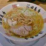 醤油中華 700円（進化しています）
