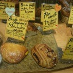 パリアッシュ - 春の新作が並ぶワクワクするディスプレイその1