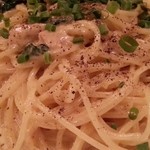 虫の巣 EST - ツナとホウレン草の和風カルボナーラＬ　2015.5