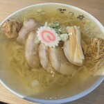 しょうがラーメン 七の庫 - 料理写真:生姜チャーシューめん【大盛り】　生姜玉トッピング