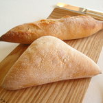 キュイジーヌ[s] ミッシェル・トロワグロ - 2010/04 パン。