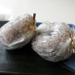 ながわ山彩館 - 黒豆入りおにぎり