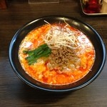 まえたん - 料理写真:特製担々麺￥800