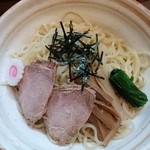 麺屋 むどう - つけ麺 大盛　ぷりぷりした麺と、赤身のホロホロ系チャーシュー。