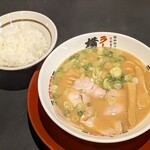ラーメン横綱 - 料理写真:ラーメン 小 630円 , 白ごはん 小 110円