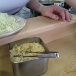 とんかつ いもや - 食べ放題たくあん