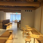 スターバックスコーヒー - 店内\(//∇//)\