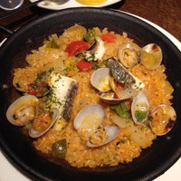 スペイン料理 La Cazuela 三ノ宮 ミント神戸店 - パエリア
