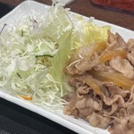 松屋 - 料理写真:★得朝牛皿定食¥400‼️