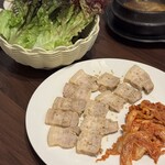 韓国食品専門店 ウリマダン - 