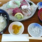垂水漁港食堂 - 料理写真:刺身５種盛り定食