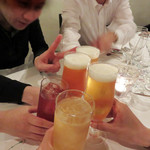 金蔦 - 場所柄、接待や記念日・デートにぴったりのお店です。今回はグループでの訪問です。
      
      