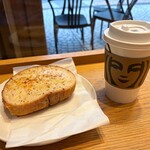 スターバックスコーヒー - 料理写真:ブリュードコーヒー400円税別とクロックムッシュ400円税別 モーニングセットで40円引き♪