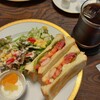 フワッティー カフェ - 千駄木腰塚ハムのサンドイッチ