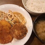 Sun’sキッチン - 得盛３種盛り メンチ、コロッケ、餃子　税込み６８０円