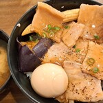 Sun’sキッチン - 夏旨！ポークスタミナ丼　税込み９５０円