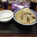 優勝軒 亘理店 - 盛りが良すぎて食べ辛いからと用意して下さった小丼は今回未使用でした・・。