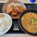 かつや - 料理写真:豚汁定食 鶏の唐揚げ