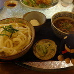 ししまる食堂 - 肉汁うどん