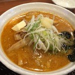 夢つなぎ - 味噌ラーメン680円＋バター100円＋ニンニク