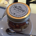 ANA SUITE LOUNGE - ナッツの蜂蜜漬け