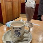 コメダ珈琲店 - ドリンク写真:カフェオーレとアイスココア