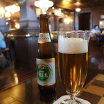 テディ・ルーズヴェルト・ラウンジ - キリンフリー