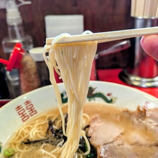 博多ラーメン ガツン_1