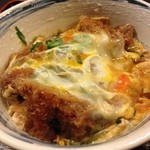 Nippon Sakaba Hichirin - ■大好物のカツ丼、今回は少々水っぽかったようだ。