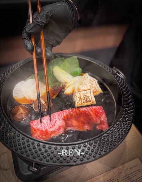 WAGYU SUKIYAKI 極 新宿 歌舞伎町 （GOKU）のご予約 - 新宿西口