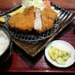 とんかつ政ちゃん - 2015.5 特製トンカツ定食