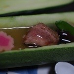 つる幸 - 治部煮　太きゅうりを器にして