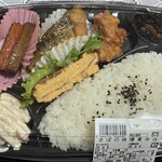 ごちそう館 - 料理写真:さばの味噌煮弁当(625円)