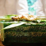 赤坂 菊乃井 - 焼物（やきもの）、鮎塩焼き　蓼酢　鮎は琵琶湖産の稚鮎