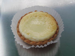 軽井沢チーズケーキ工房 - 軽井沢焼きたてチーズタルト　300円(税抜）