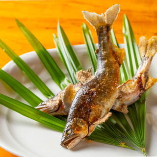 天然素材の旨さを、ただシンプルにそれは飾りのない極上の美味。