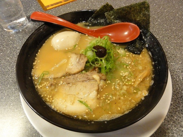 赤ふくちぁん 長田店 - 長田/ラーメン | 食べログ