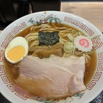 龍ケ崎 製麺堂てつ - 料理写真:中華そば980
750円で食べたい
低温チャーシュー