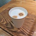 ミスターワッフル&カフェ - ドリンク写真:カプチーノ